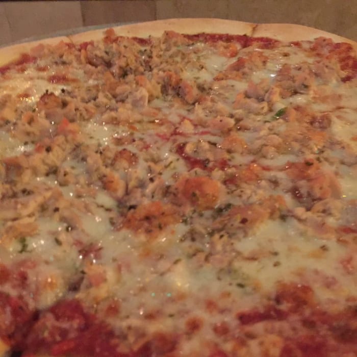 Clam and Garlic Pizza (Large).