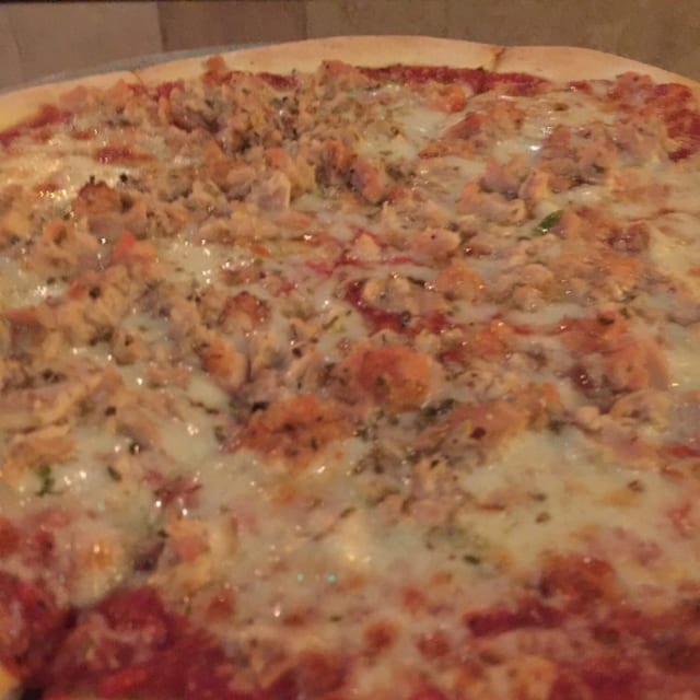 Clam and Garlic Pizza (Large).